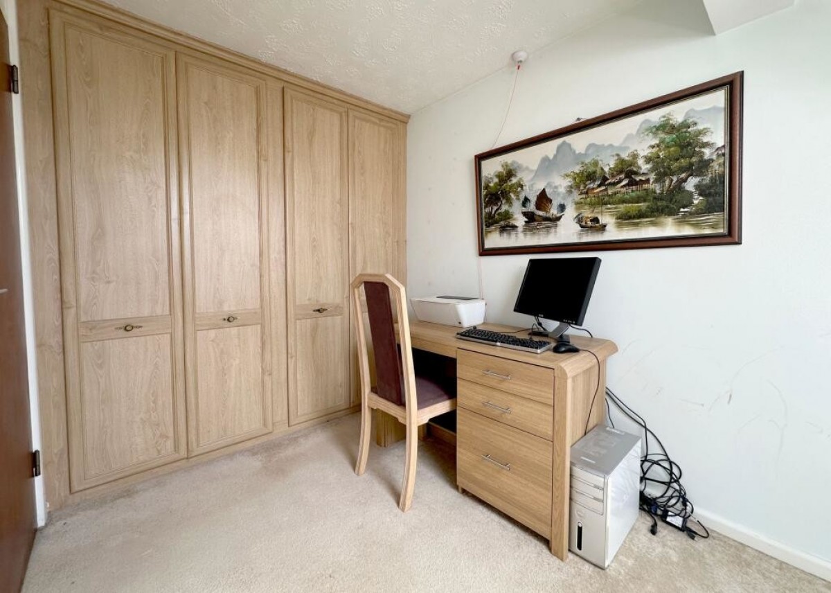 Oak Tree Court, Pembroke Way, Hall Green