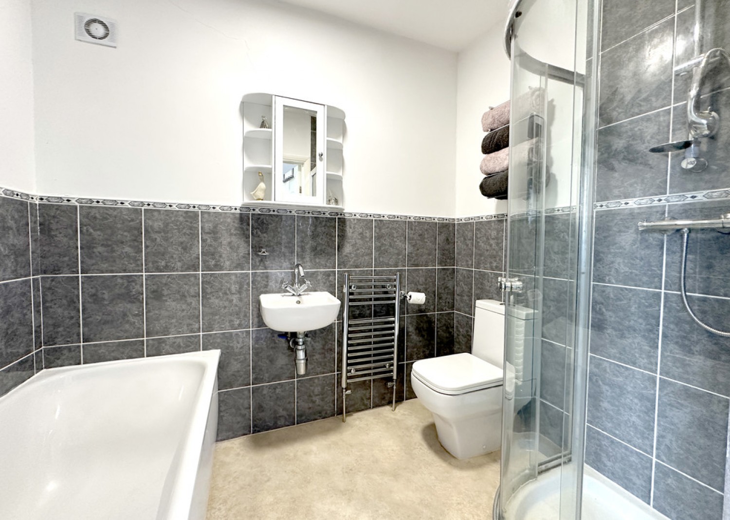 6 bedroom House for Sale Station Road, Balsall Common