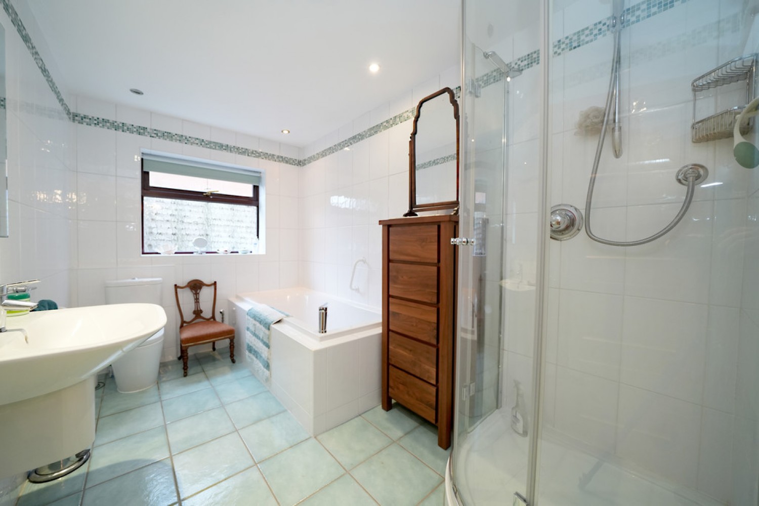 4 bedroom Bungalow for Sale Tudor Close, Balsall Common