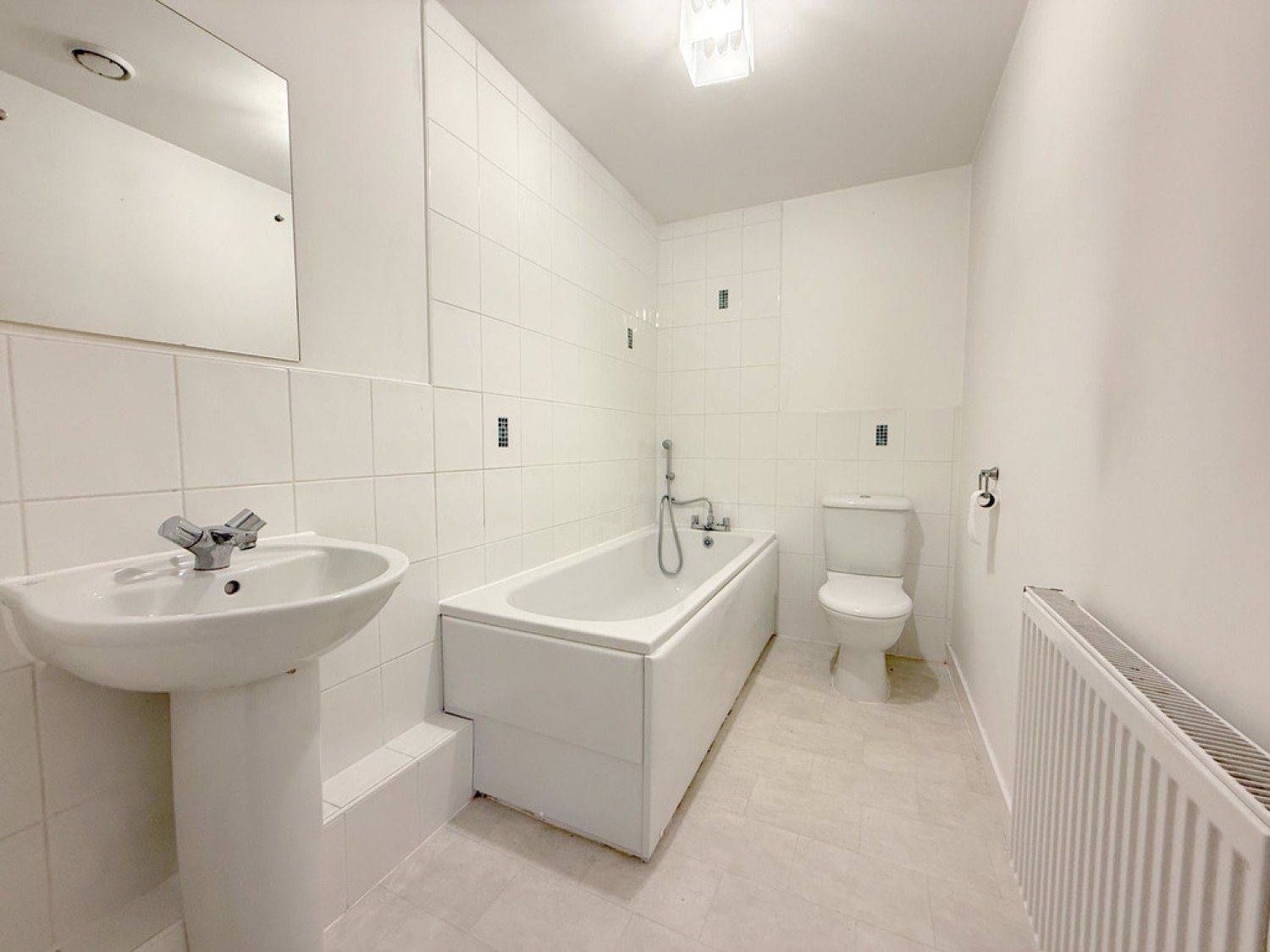 3 bedroom Flat for Sale Monticello Way, Bannerbrook Park