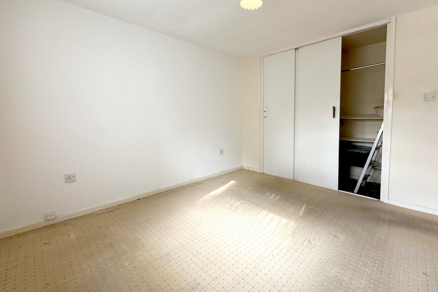3 bedroom House for Sale Pailton Road, Shirley