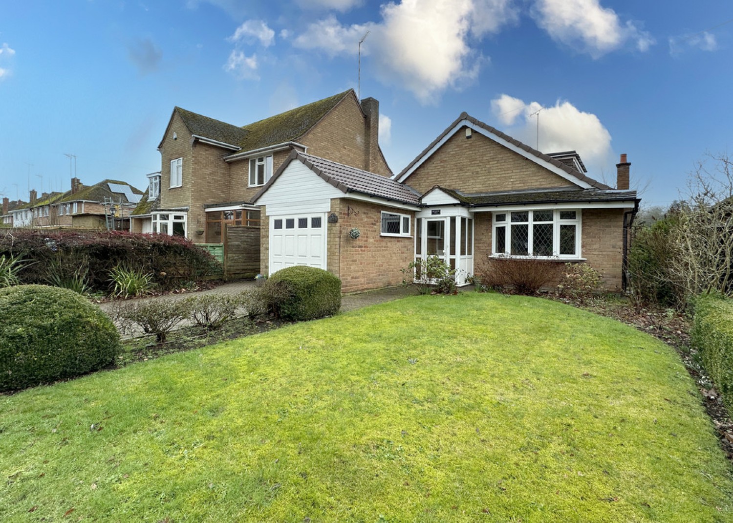 3 bedroom Bungalow for Sale Main Road, Meriden