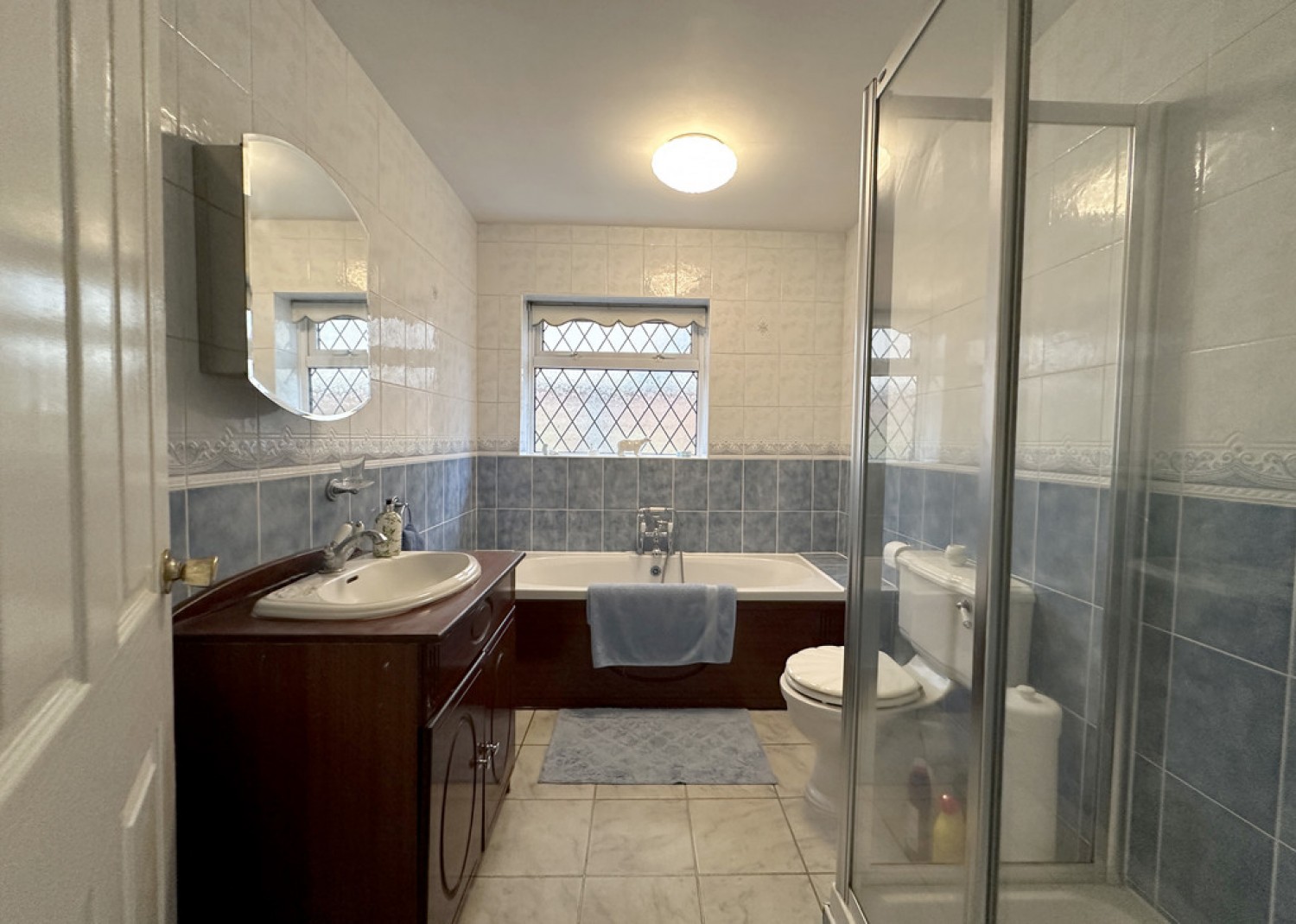 3 bedroom Bungalow for Sale Main Road, Meriden