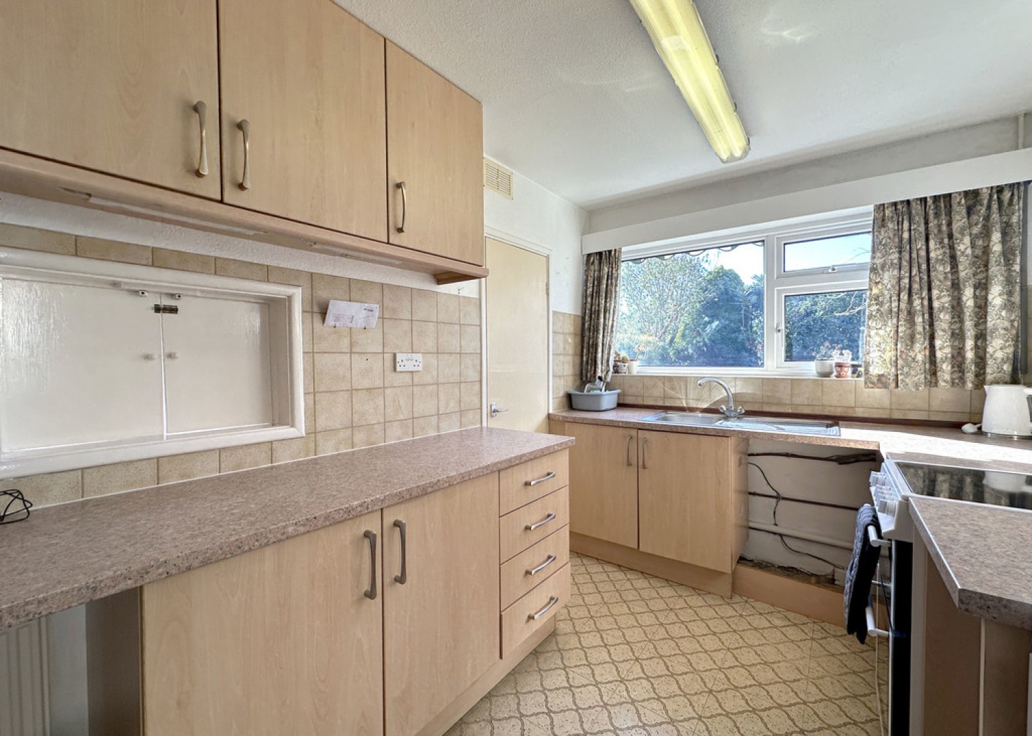 3 bedroom House for Sale Grange Avenue, Kenilworth