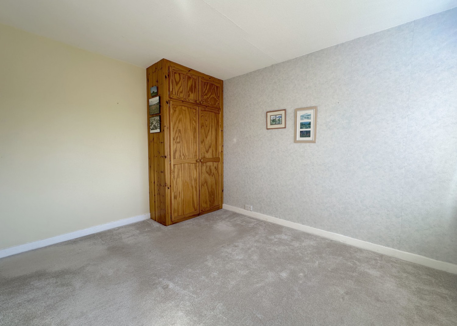 3 bedroom House for Sale Grange Avenue, Kenilworth