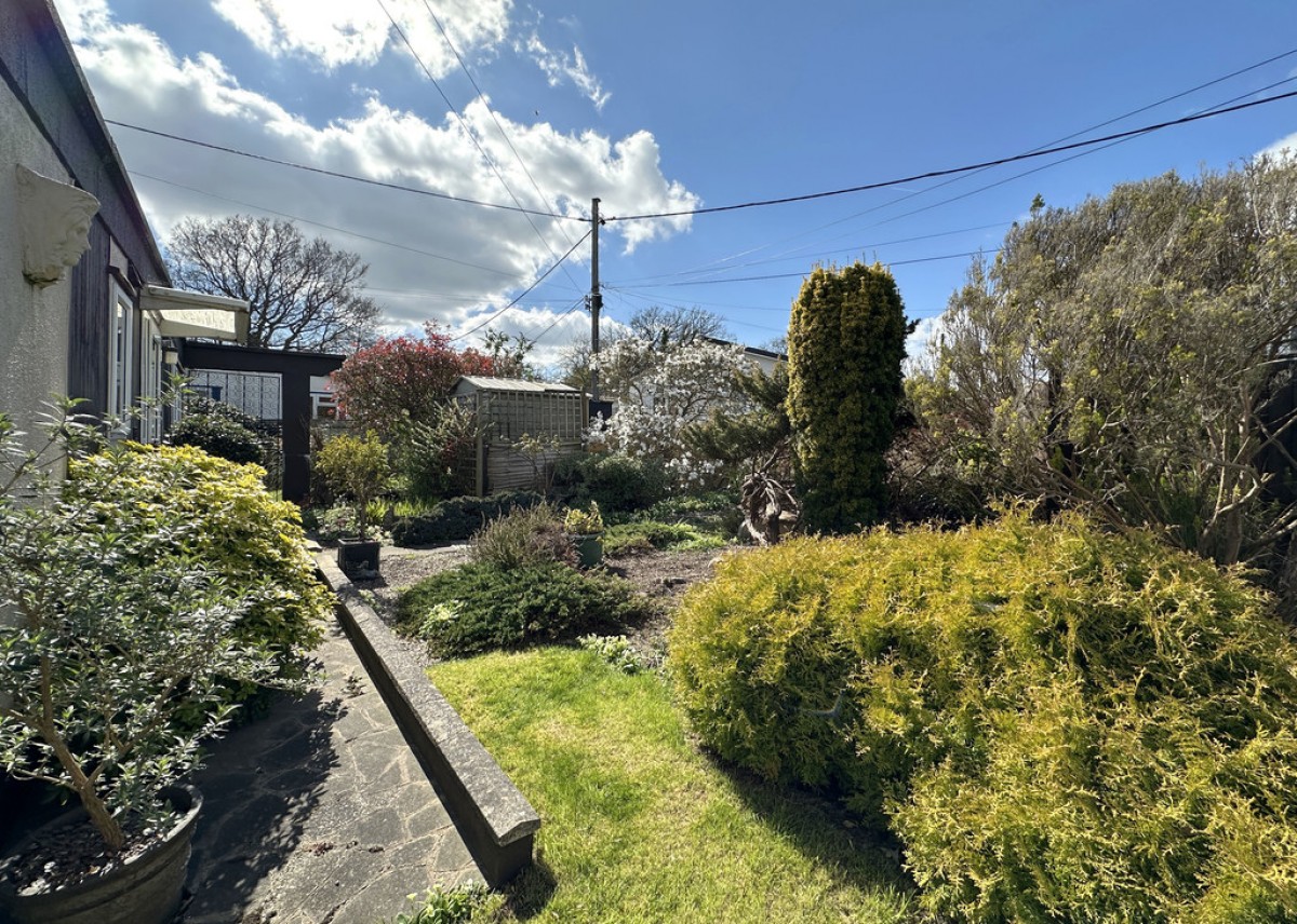Windmill Park, Windmill LAne
