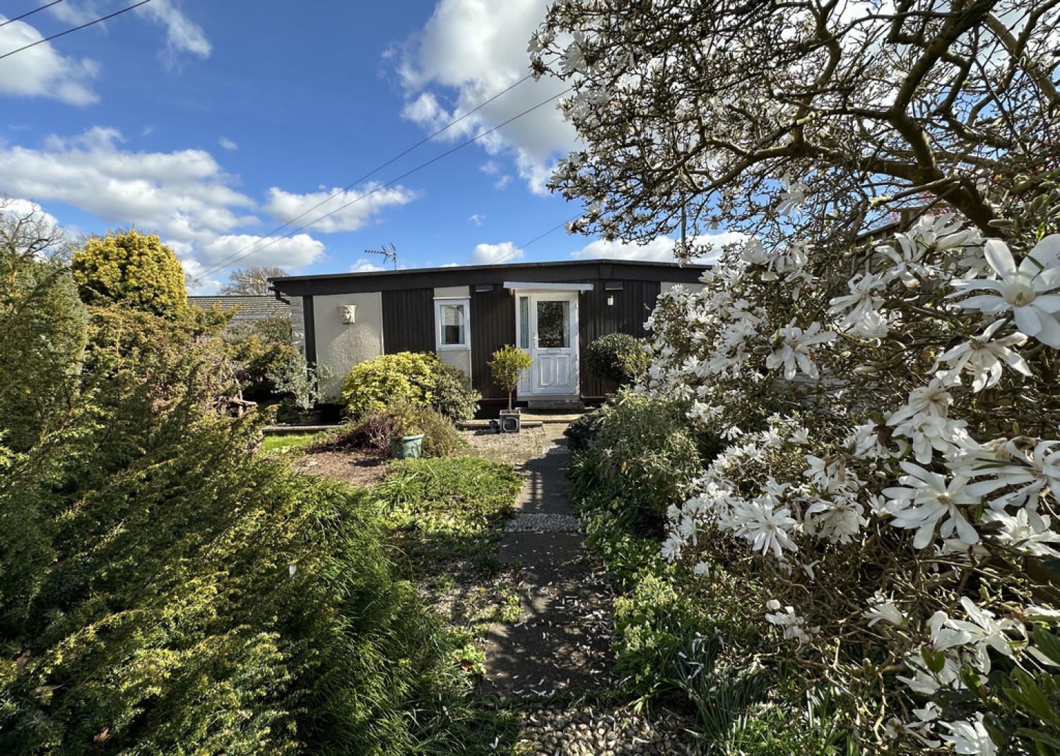2 bedroom House for Sale Windmill Park, Windmill LAne