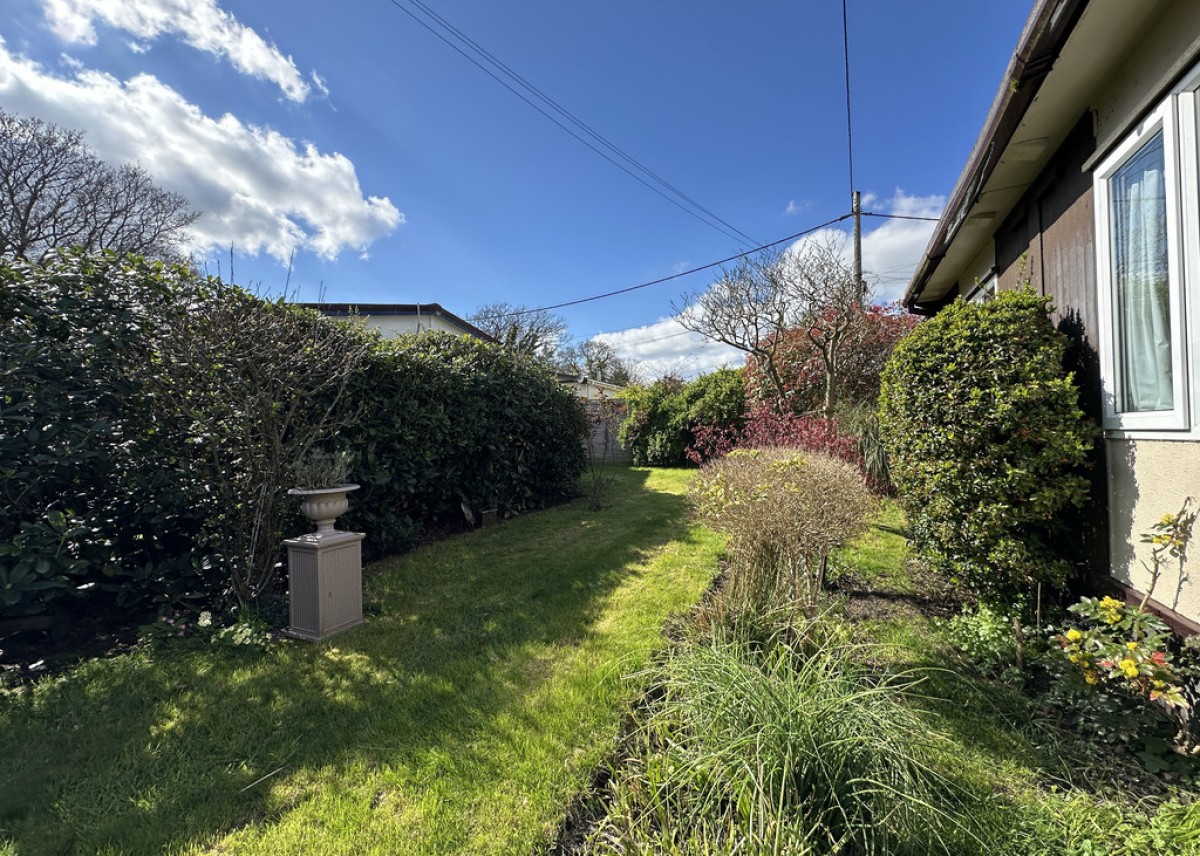 Windmill Park, Windmill LAne