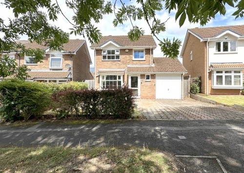 Stoneton Crescent, Balsall Common