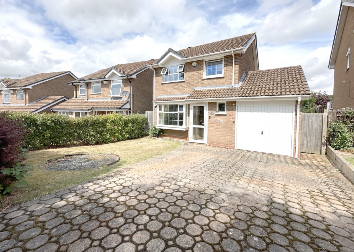 Stoneton Crescent, Balsall Common