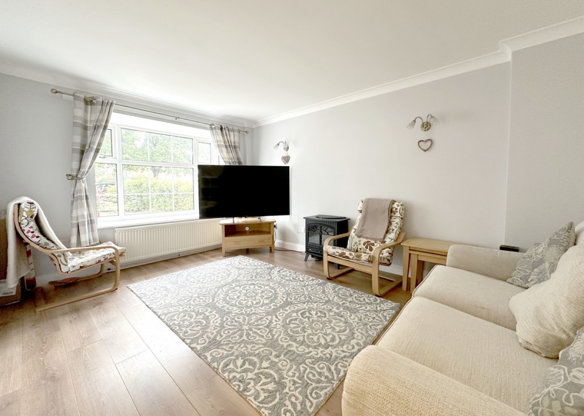 Stoneton Crescent, Balsall Common