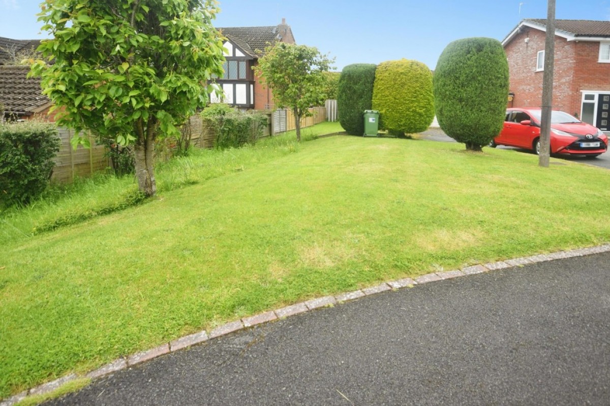 Hollings Grove, Solihull