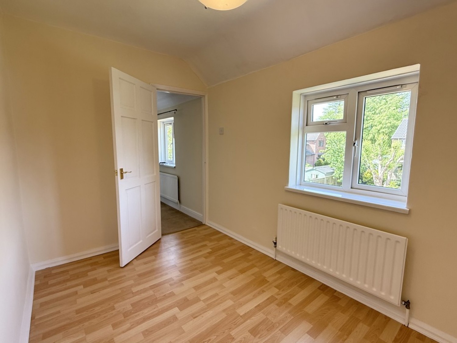 3 bedroom House for Sale Meadow Road, Henley-in-Arden
