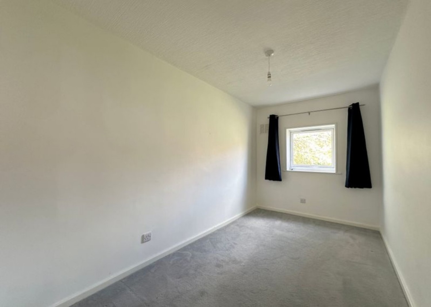 2 bedroom Flat for Sale Wolston Close, Shirley, Solihull