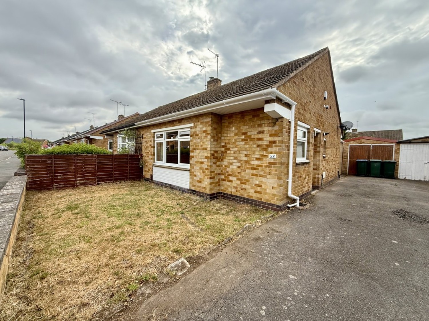 1 bedroom Bungalow for Sale Regina Crescent, Walsgrave, Coventry
