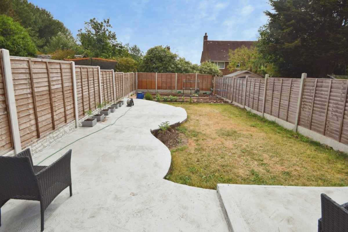 Garretts Green Lane, Garretts Green