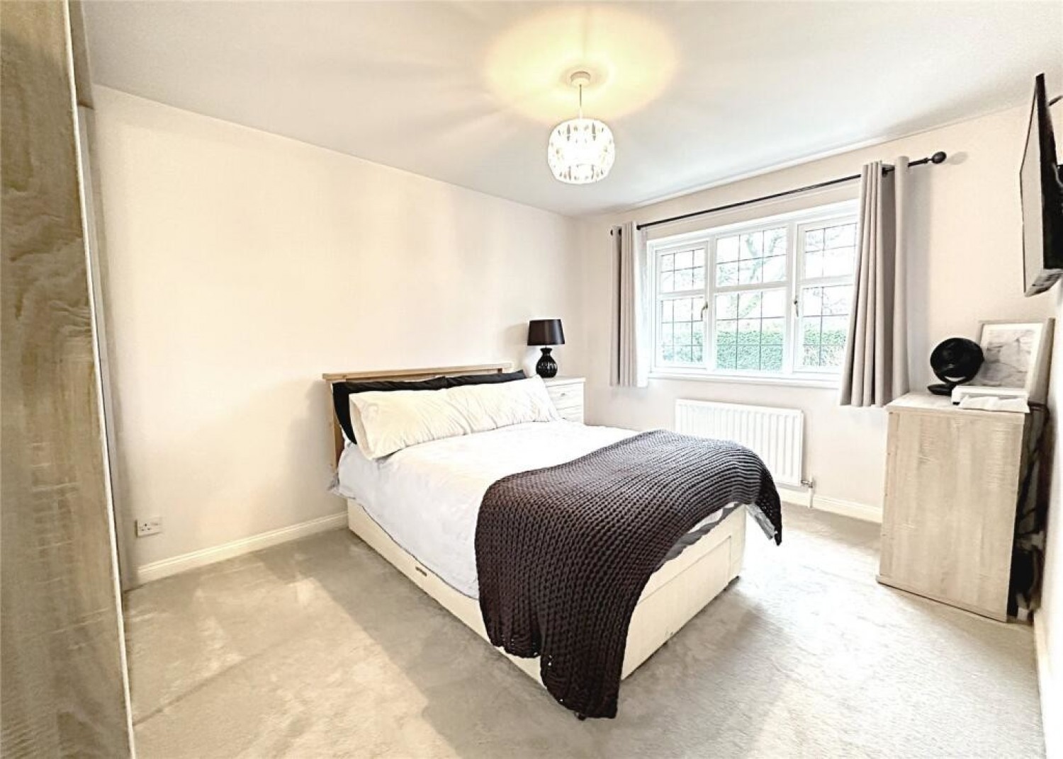 4 bedroom House for Sale Chapel Drive, Balsall Common