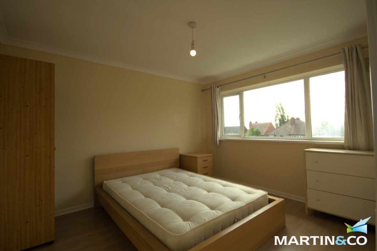 Aubrey Road, Quinton, B32