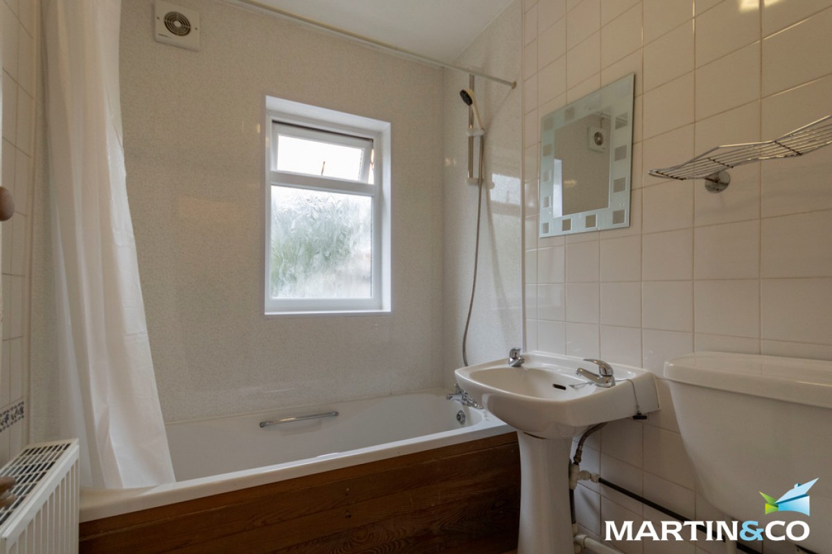 Poole Crescent, Harborne, B17