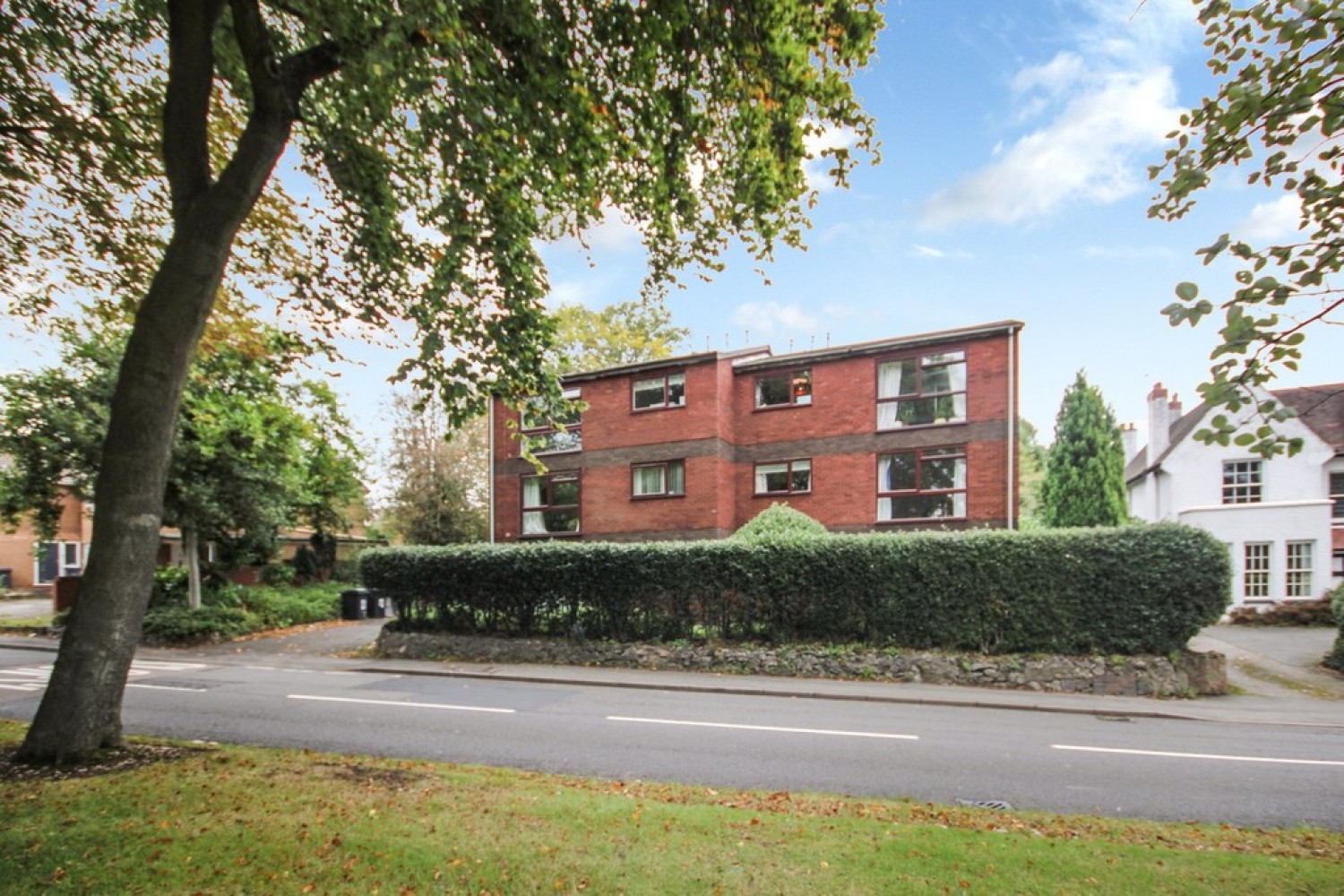 2 bedroom Flat for Letting Park View, Harborne Park Road, Harborne, B17