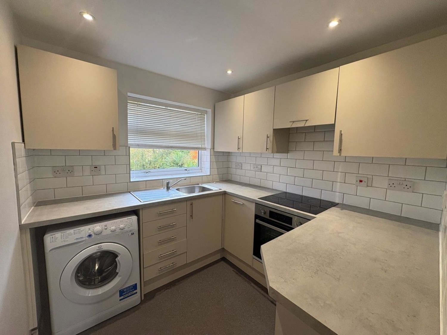 2 bedroom Flat for Letting Park View, Harborne Park Road, Harborne, B17
