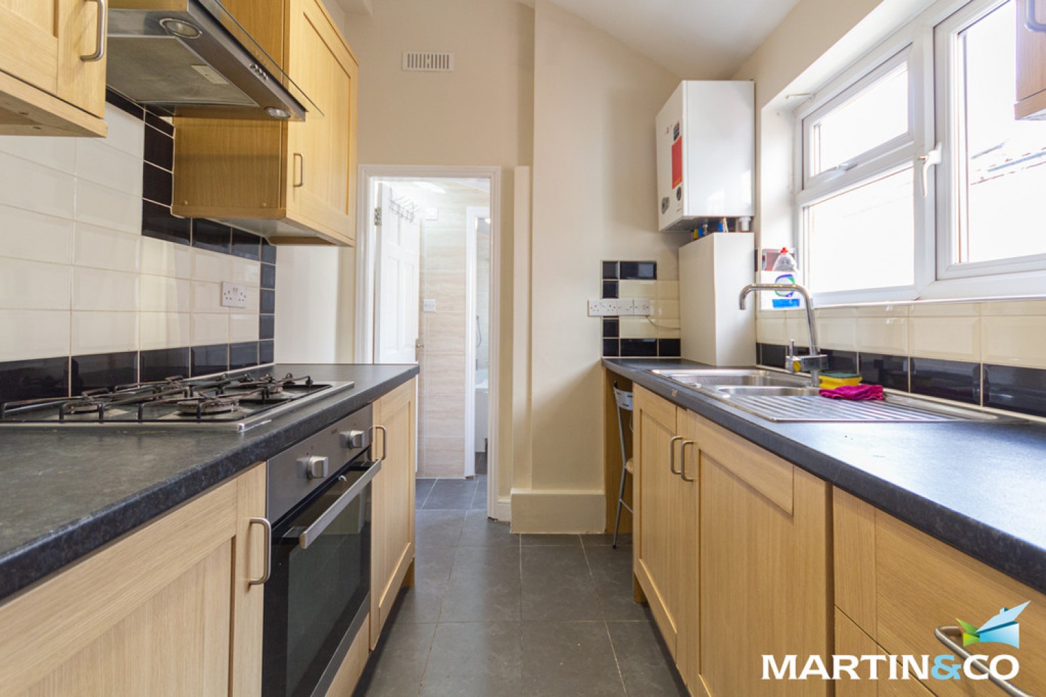 3 bedroom House for Letting Parkhill Road, Smethwick, B67