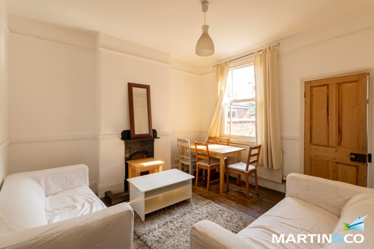 Station Road, Harborne, B17