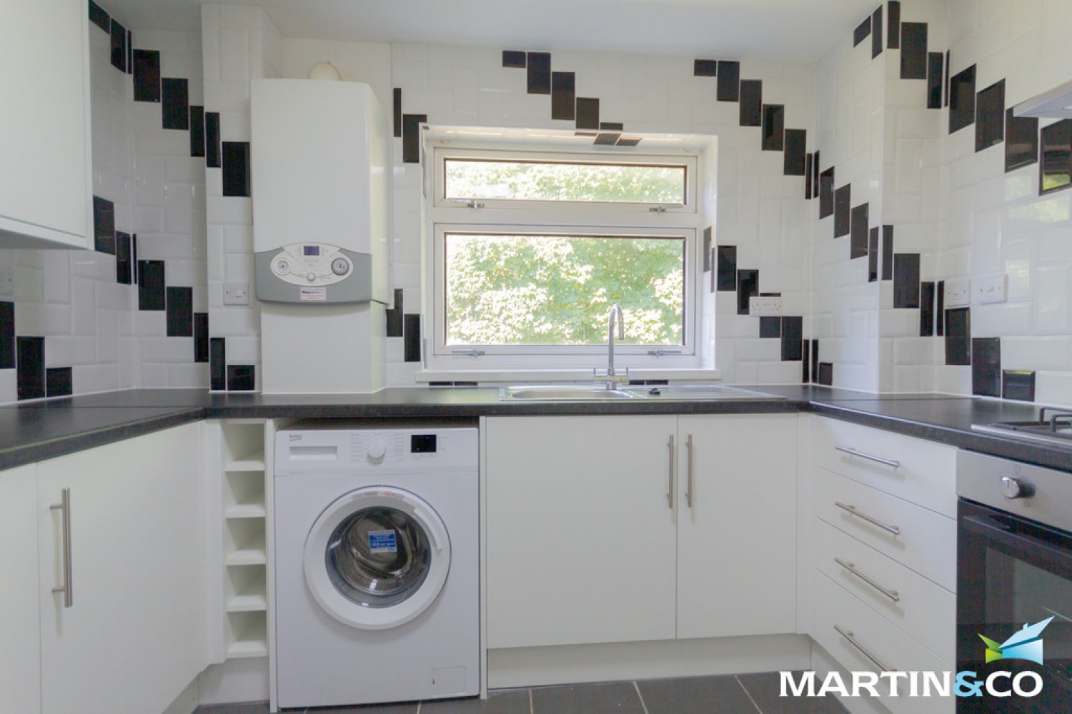 Leahurst Crescent, Harborne, B17