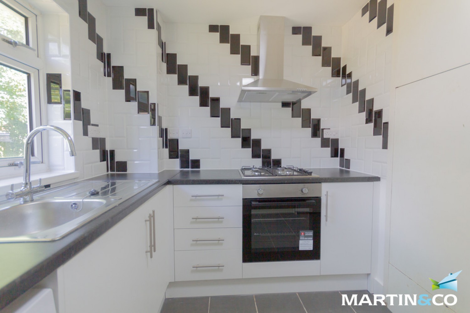 Leahurst Crescent, Harborne, B17
