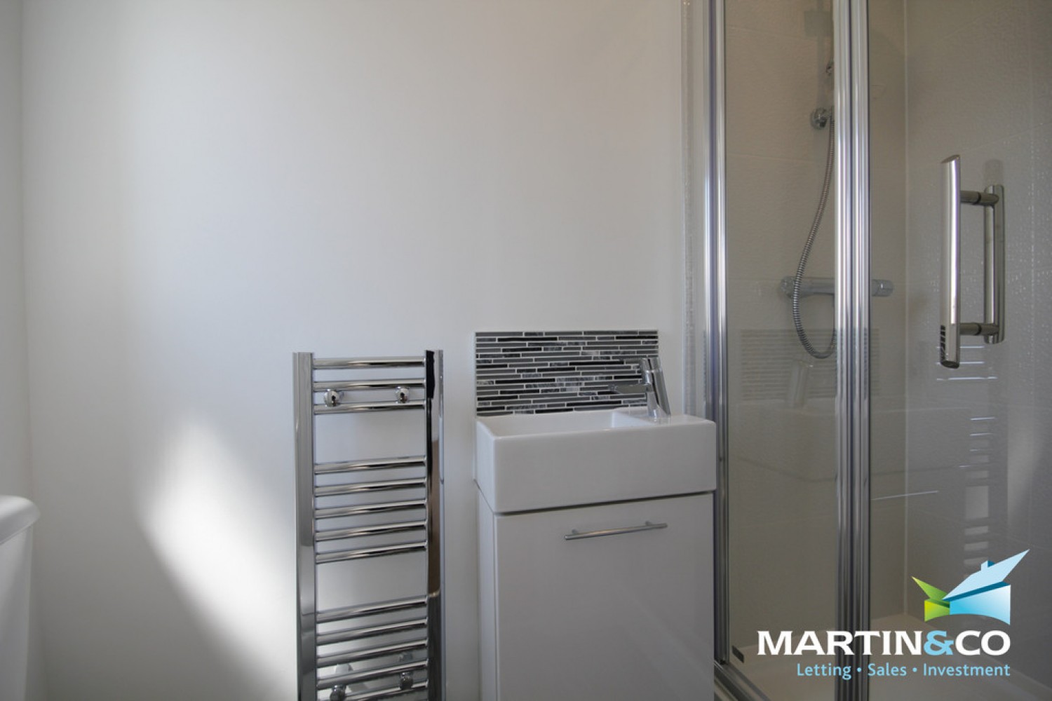 2 bedroom House for Letting John Guest Close, Smethwick, B66