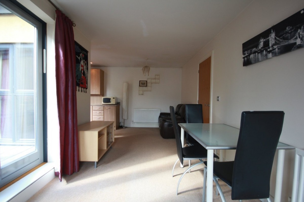 Midford Grove, Park Central, B15