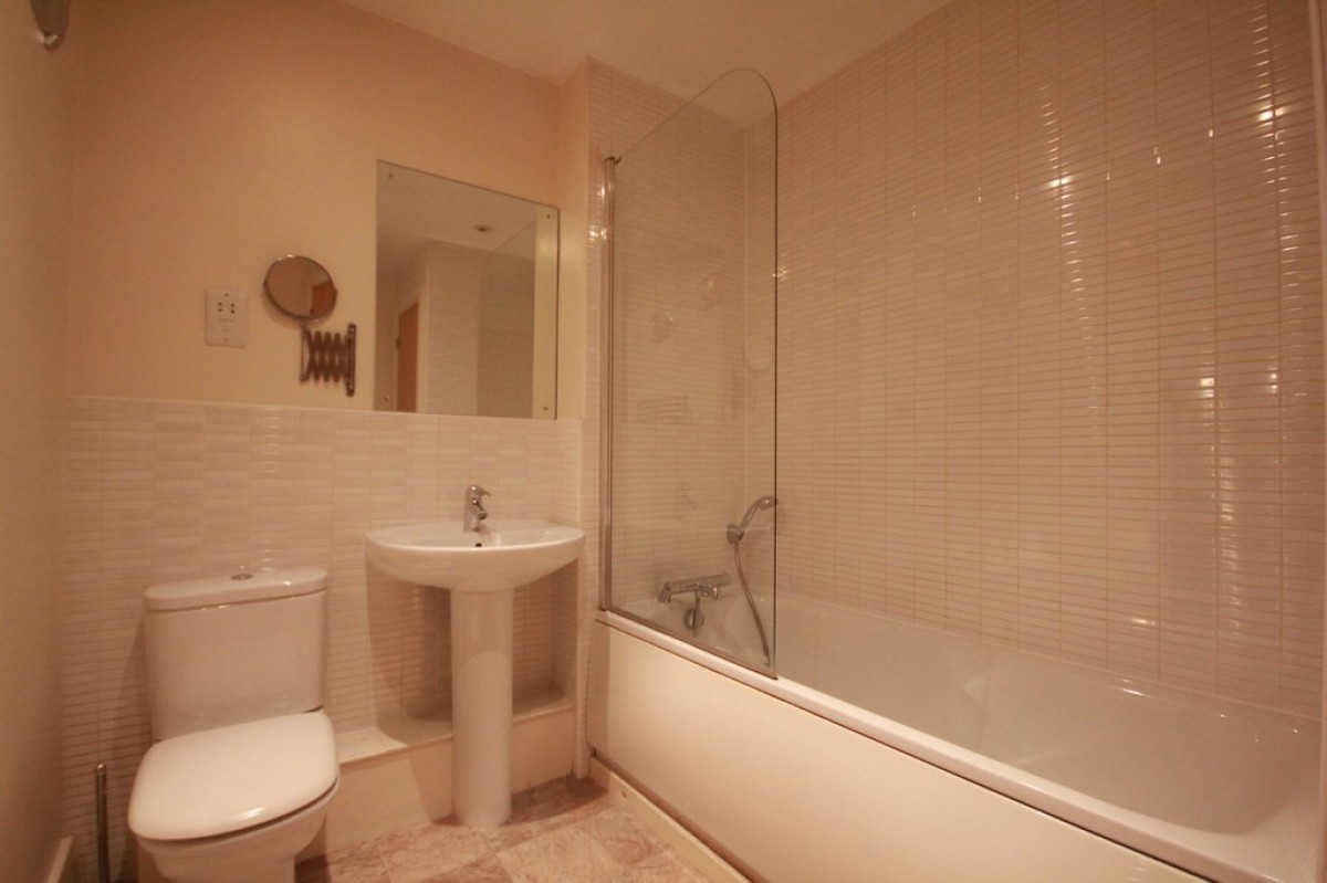 Midford Grove, Park Central, B15
