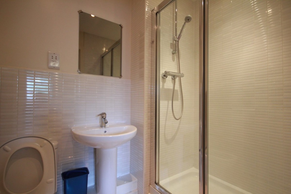Midford Grove, Park Central, B15