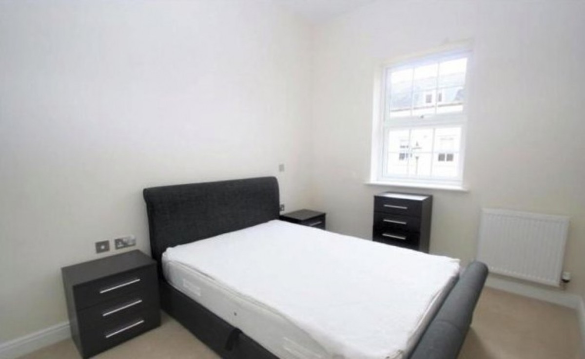 Heligan House, Main Street, Dickens Heath, B90