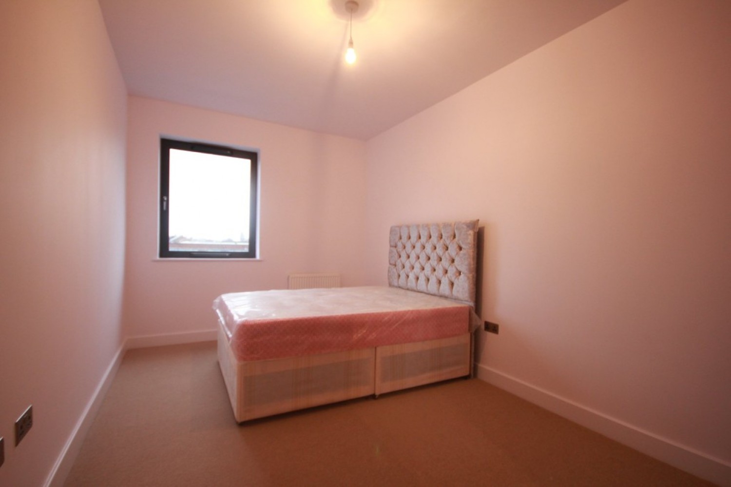 2 bedroom Flat for Letting Honduras Wharf, Summer Lane, Birmingham, B19