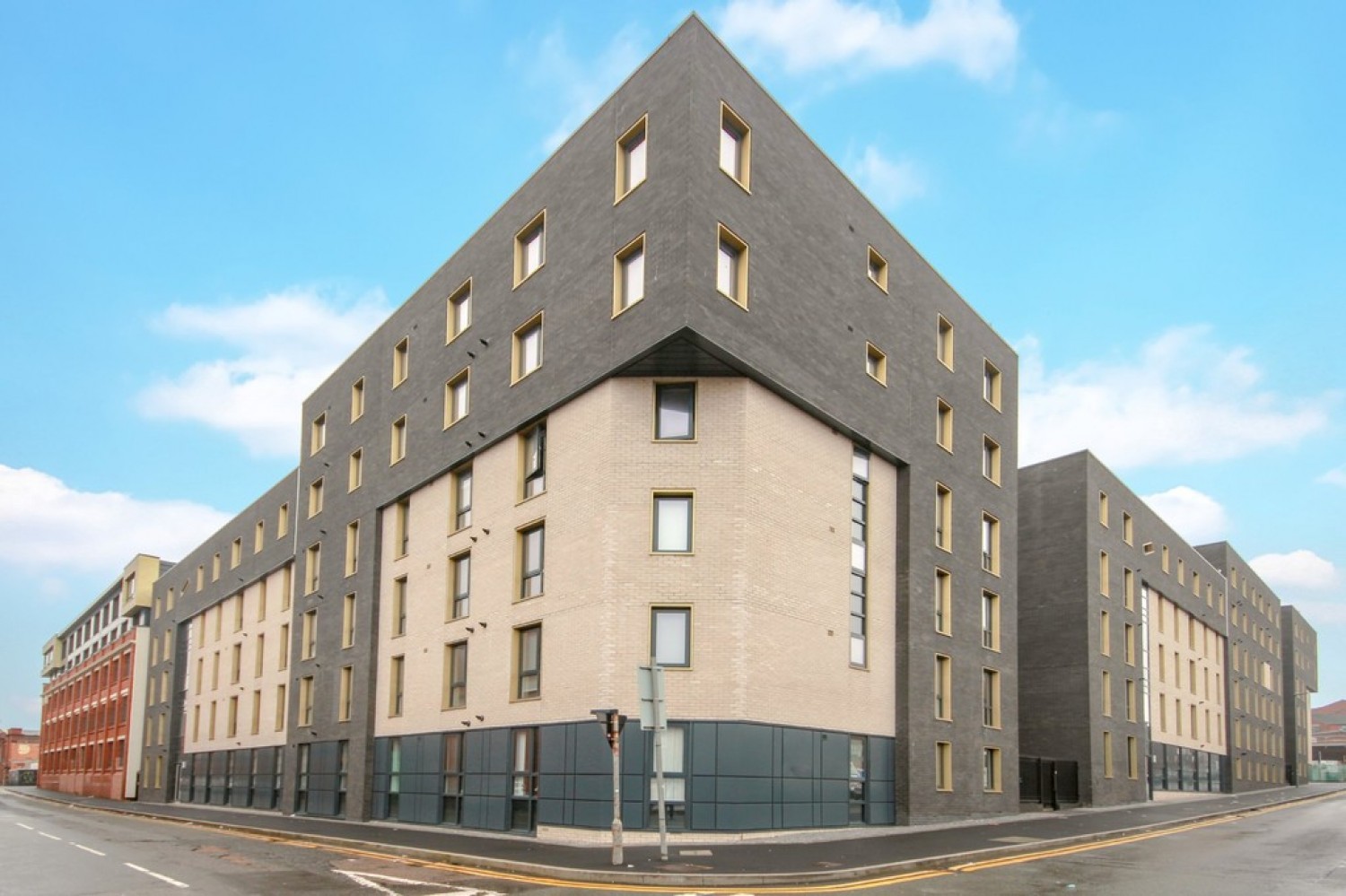 2 bedroom Flat for Letting Fabrick Square, Lombard Street, Digbeth, B12