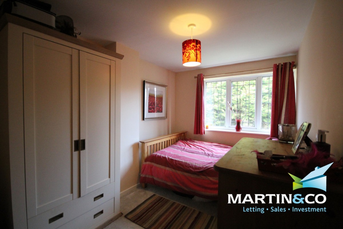 Ambleside, Bartley Green, B32