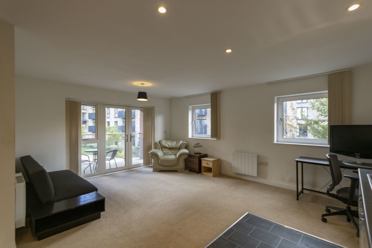 Madison Walk, Park Central, B15