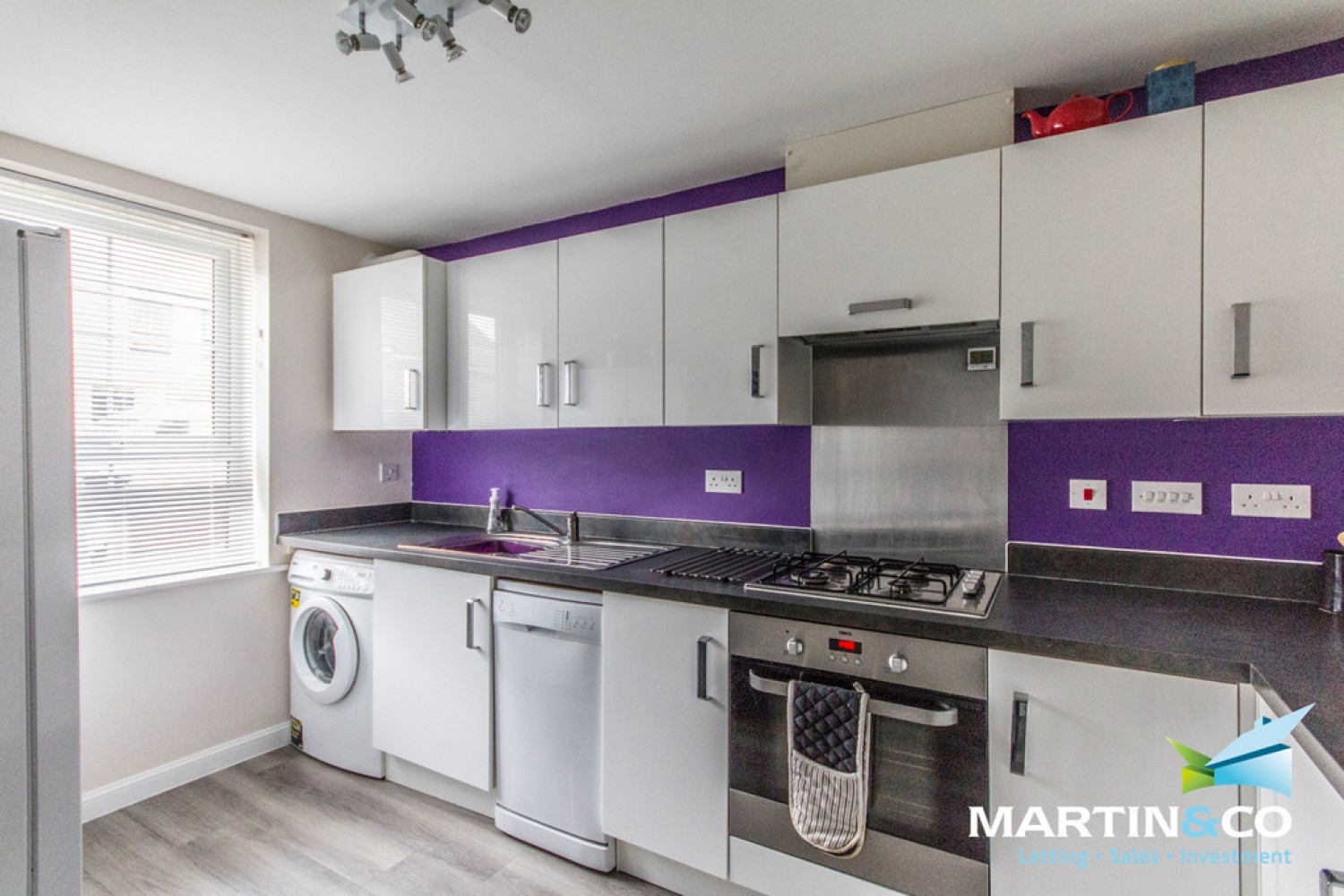 3 bedroom House for Letting Messenger Road, Smethwick, B66