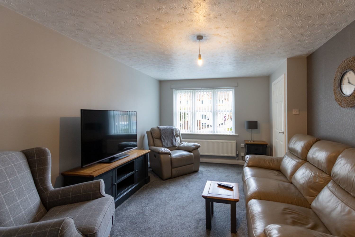 2 bedroom House for Letting Simeon Bissell Close, Tipton, DY4