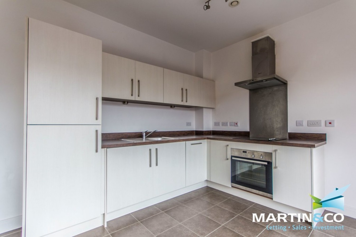 2 bedroom Flat for Letting Lion Court, Warstone Lane, Jewellery Quarter, B18