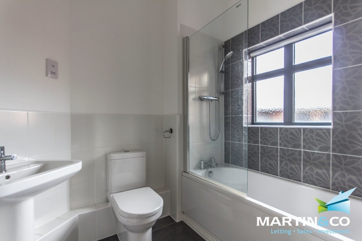 2 bedroom Flat for Letting Lion Court, Warstone Lane, Jewellery Quarter, B18