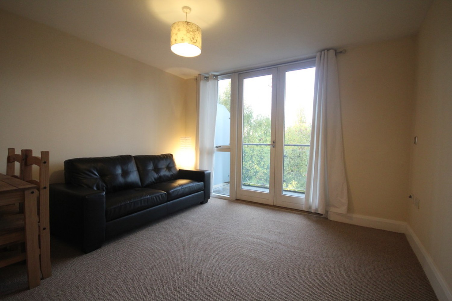 2 bedroom Flat for Letting Wheeleys Lane, Park Central, B15