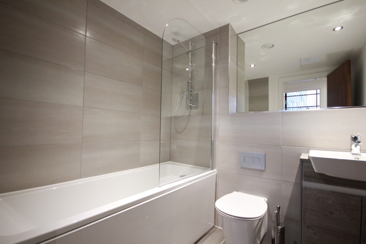 1 bedroom Flat for Letting Kettleworks, Pope Street, Jewellery Quarter, B1