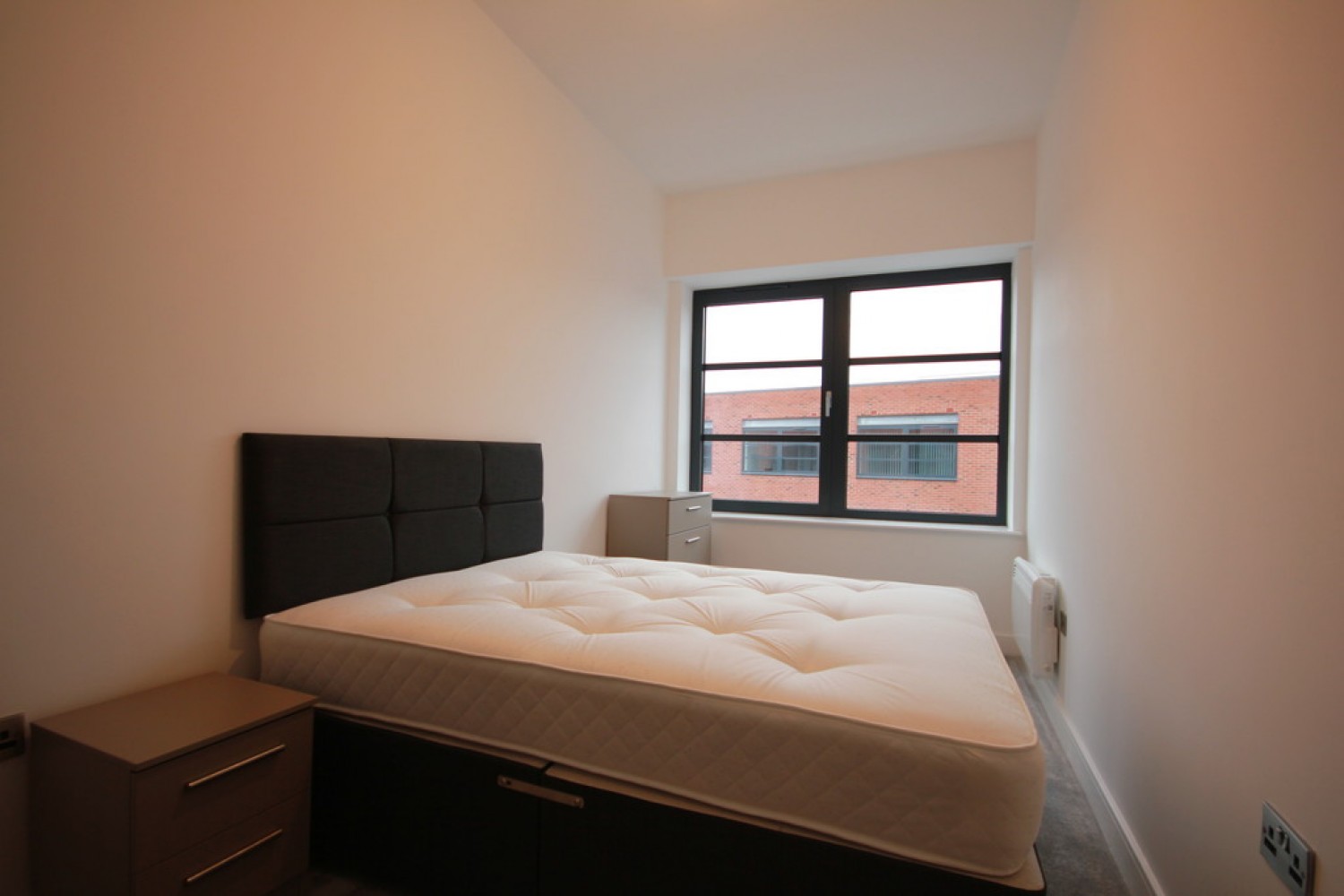 2 bedroom Flat for Letting The Kettleworks, Pope Street, Jewellery Quarter, B1