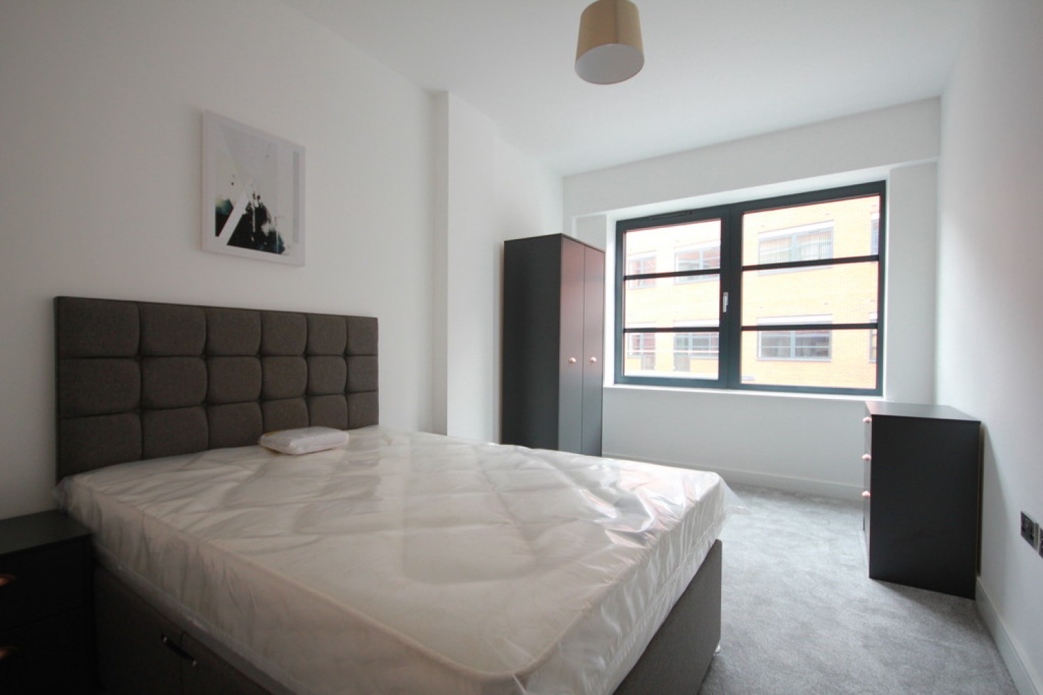 2 bedroom Flat in The Kettleworks, Pope Street, Jewellery Quarter, B1