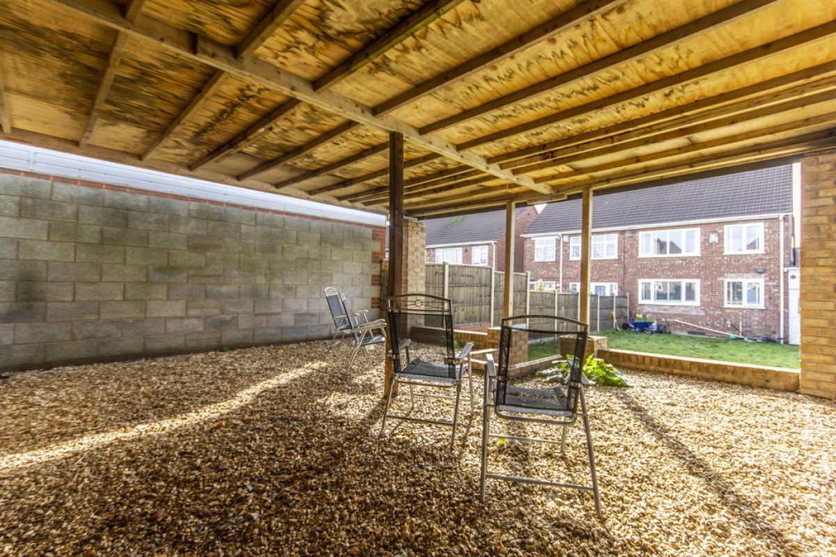 Mayswood Grove, Quinton, B32