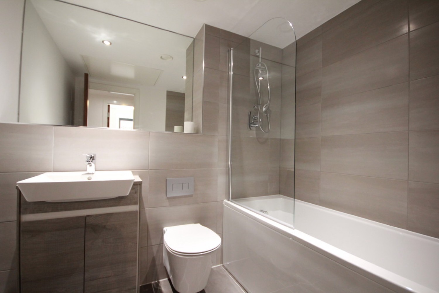 2 bedroom Flat for Letting The Kettleworks, Pope Street, Jewellery Quarter, B1