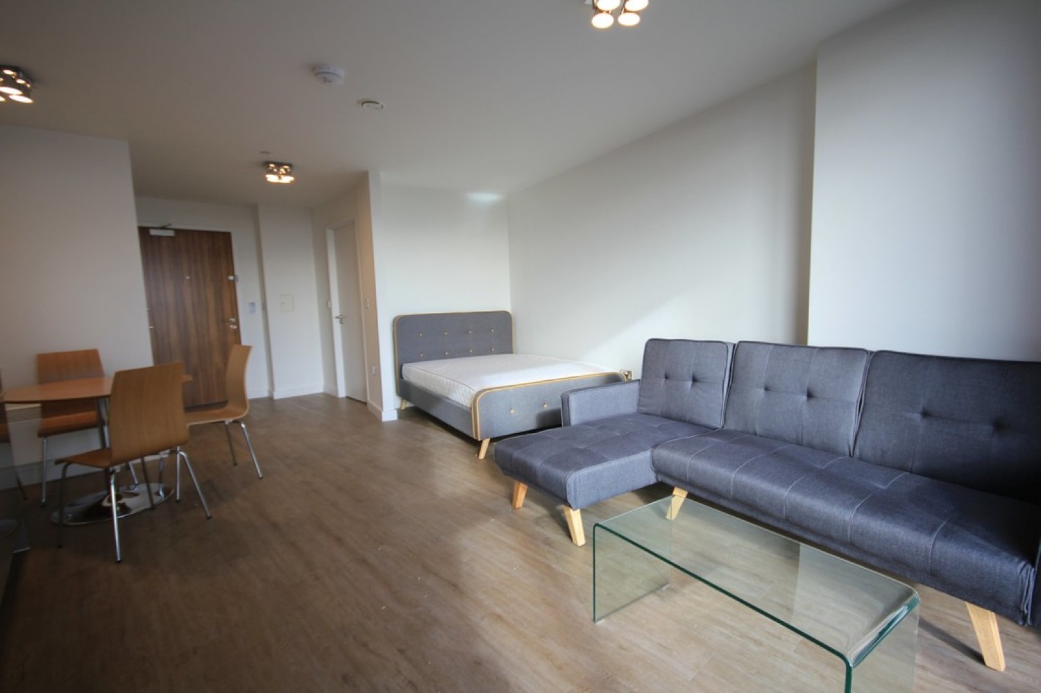 1 bedroom Flat for Letting The Bank, Sheepcote Street, Birmingham, B16