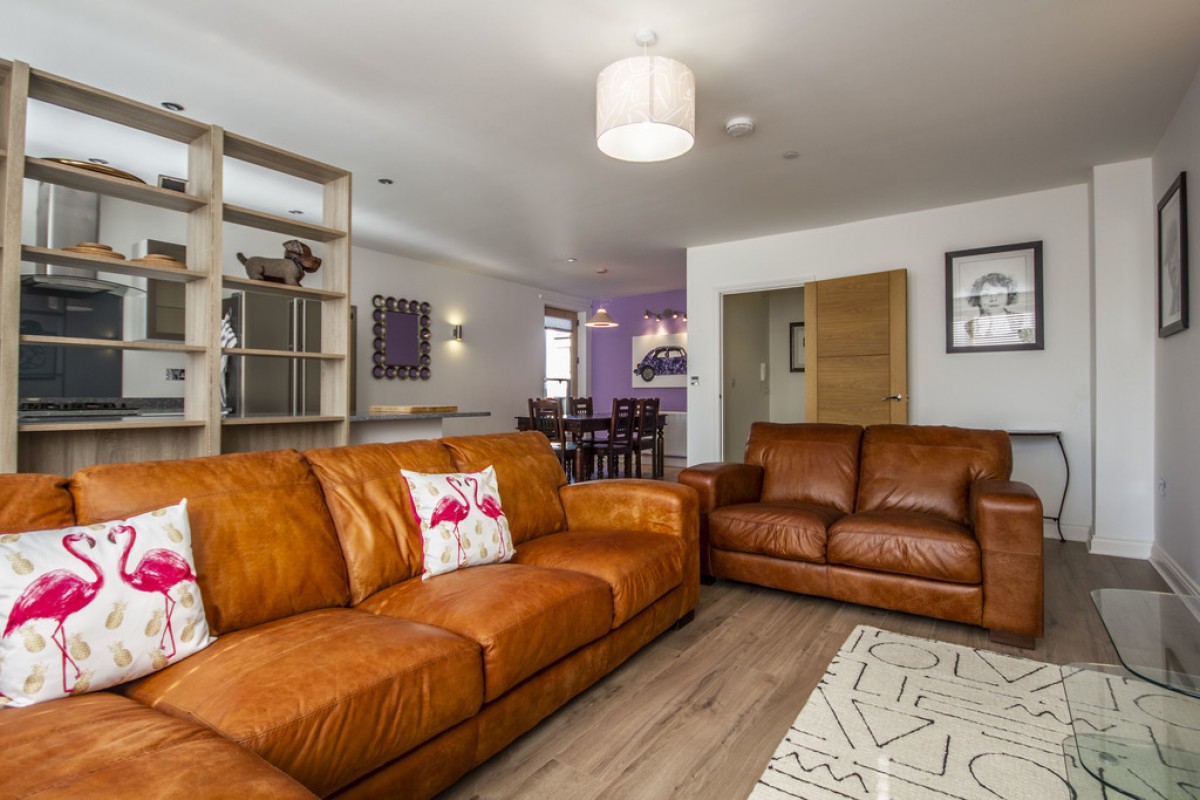 Elizabeth Place, Tenby Street North, Jewellery Quarter, B1
